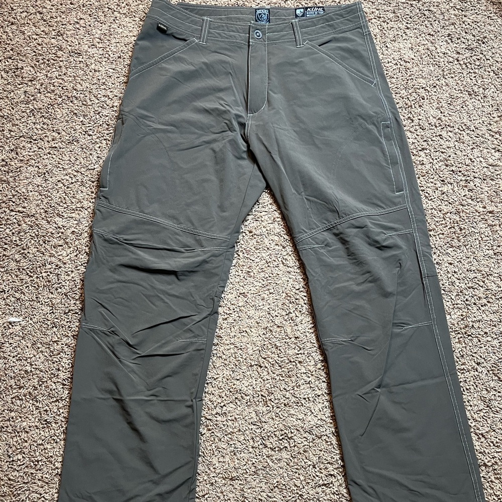 Mens KUHL Greenish Straight Cargo Hiking Pants Size 36x31 IL:A